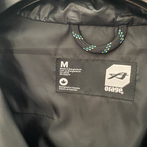 Orage -like new -Mens quilted jacket. Black. Streamlined. Not puffy. Size M - Picture 2 of 4